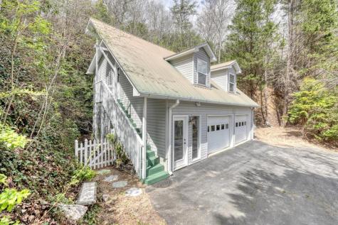3023 Bear Lane Hiawassee GA 30546