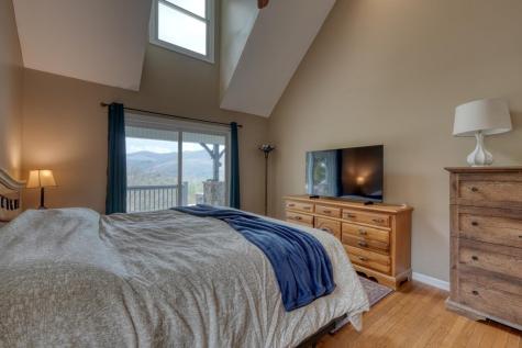 3023 Bear Lane Hiawassee GA 30546