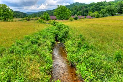 20 Dial Road Blue Ridge GA 30513
