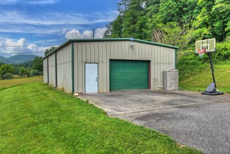 20 Dial Road Blue Ridge GA 30513