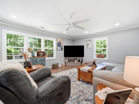 299 E Price Creek Jasper GA 30143