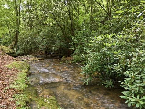 86 Pounding Mill Creek Hayesville NC 28904