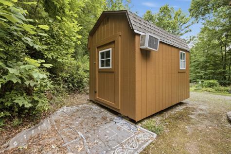 86 Pounding Mill Creek Hayesville NC 28904