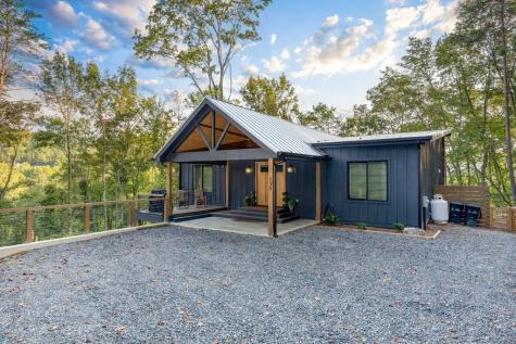 135 Hannah Way Ellijay GA 30540