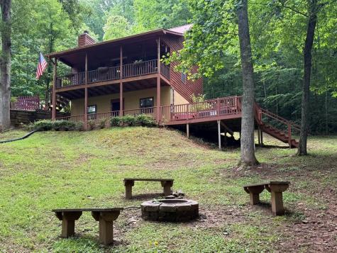 1504 Millenium Drive Young Harris GA 30582