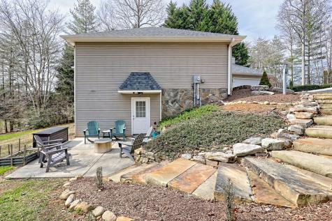 527 Pinebrook Drive Blairsville GA 30512