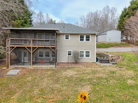 527 Pinebrook Drive Blairsville GA 30512