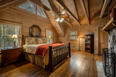 41 River Bend Court Ellijay GA 30540