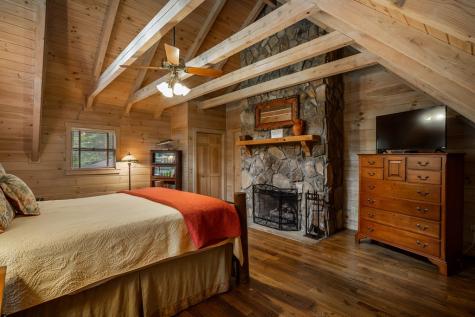 41 River Bend Court Ellijay GA 30540