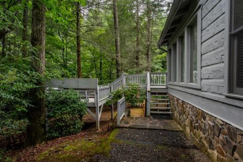 41 River Bend Court Ellijay GA 30540