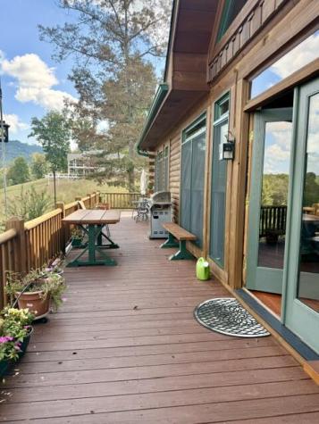 121 Lola Drive Blairsville GA 30512