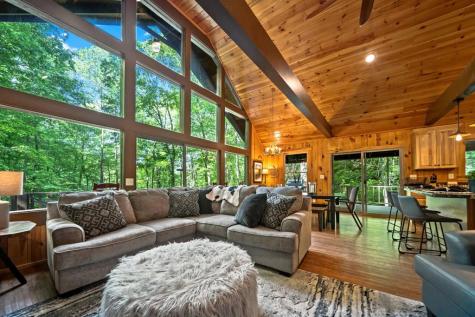 469 North Lake Drive Ellijay GA 30536