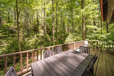 469 North Lake Drive Ellijay GA 30536