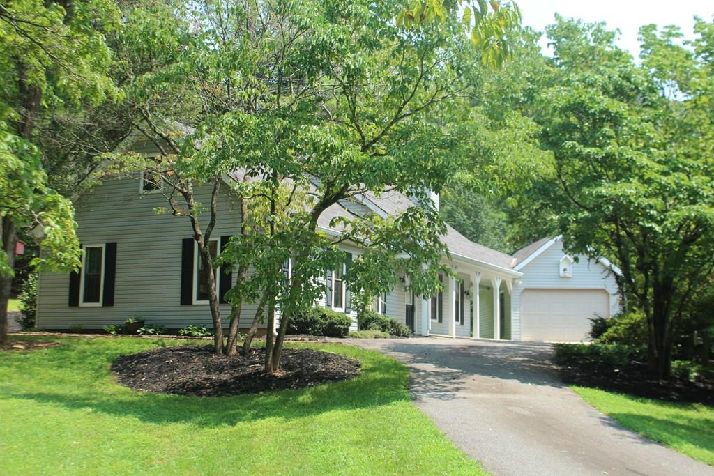 203 Deerbrook Drive Hayesville NC 28904