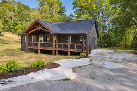70 Galloway Street Epworth GA 30541