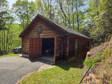 586 Laurel Haven Road Hayesville NC 28904