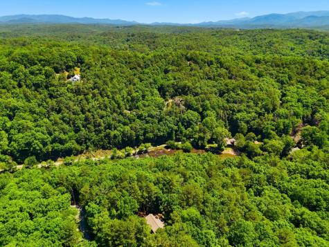 142 Armor Court Ellijay GA 30540