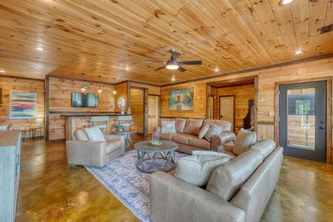 514 Browns Cove Road Blue Ridge GA 30513