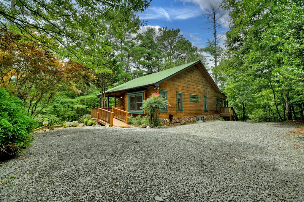 814 Lemmon Lane Ellijay GA 30540