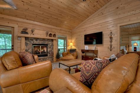 814 Lemmon Lane Ellijay GA 30540
