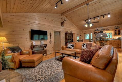 814 Lemmon Lane Ellijay GA 30540