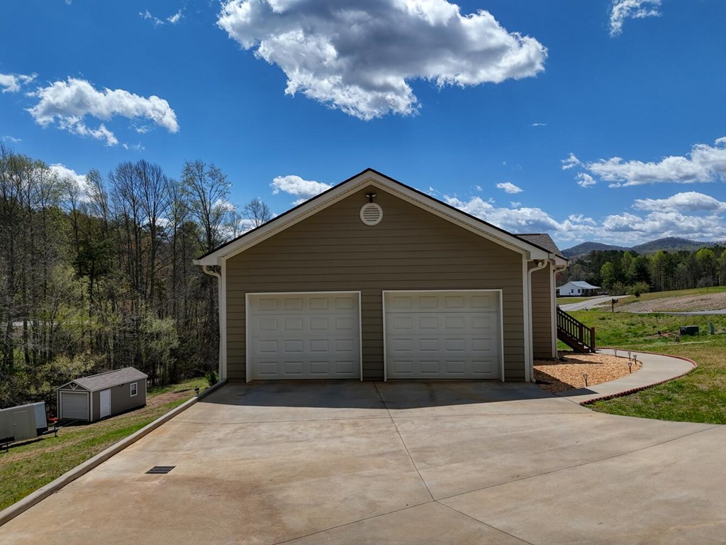 377 Sunset Trail Blairsville GA 30512