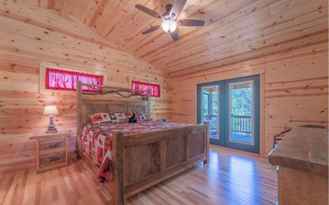 54 Canoe Bend Murphy NC 28906
