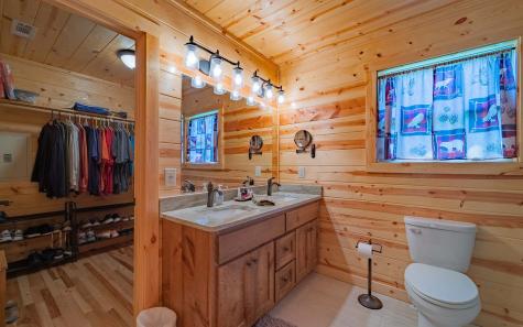 54 Canoe Bend Murphy NC 28906