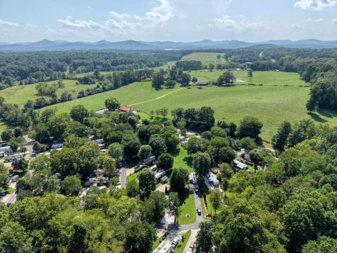 132 Moccasin Lane Blairsville GA 30512