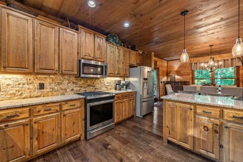 115 Brighton Way Mineral Bluff GA 30559