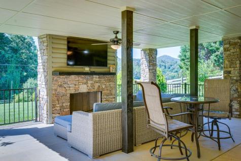 49 Wildwood Drive Hayesville NC 28904