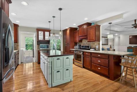 96 Oak Ridge Lane Ellijay GA 30536