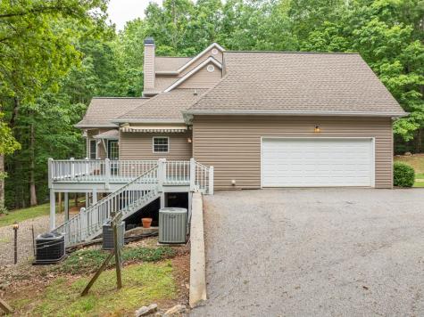 399 Hideaway Hills Road Blairsville GA 30512