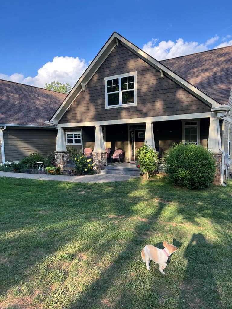 735 E Lakeview Drive Hayesville NC 28904