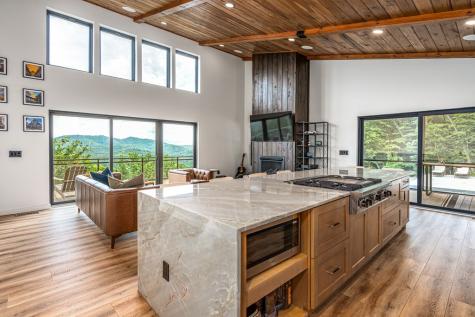 629 Peaks Drive Hayesville NC 28904