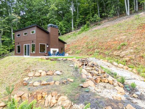 629 Peaks Drive Hayesville NC 28904