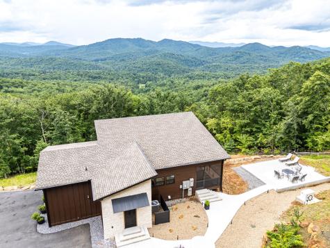 629 Peaks Drive Hayesville NC 28904