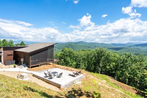 629 Peaks Drive Hayesville NC 28904