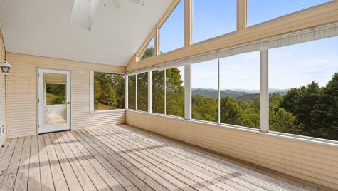 498 Old Dyer Drive Hayesville NC 28904
