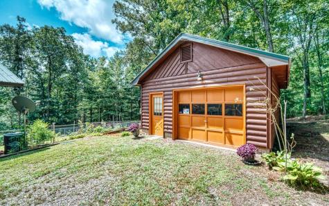 30 W Hills Drive Murphy NC 28906