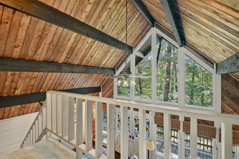 685 Cross Creek Mineral Bluff GA 30559