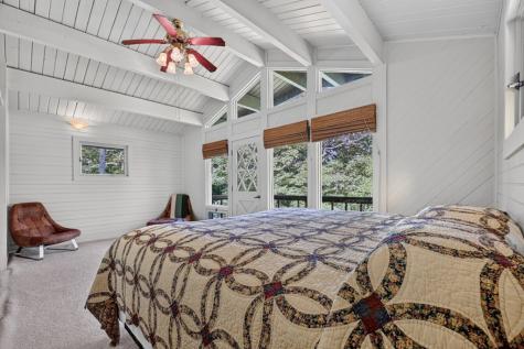 685 Cross Creek Mineral Bluff GA 30559