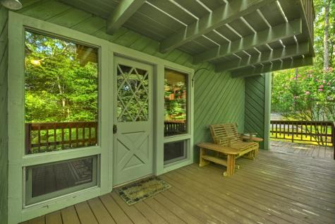 685 Cross Creek Mineral Bluff GA 30559