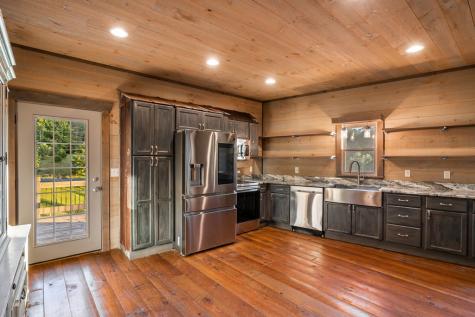 2637 River Road Mineral Bluff GA 30559