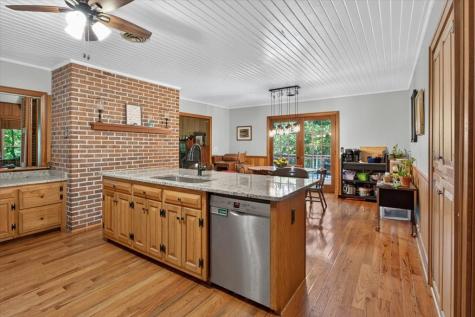1965 E Highway 52 Ellijay GA 30536