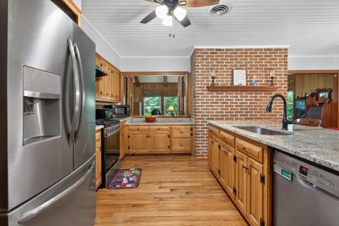 1965 E Highway 52 Ellijay GA 30536