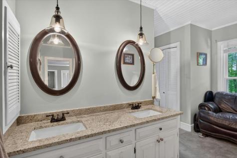 1965 E Highway 52 Ellijay GA 30536