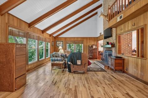 1965 E Highway 52 Ellijay GA 30536