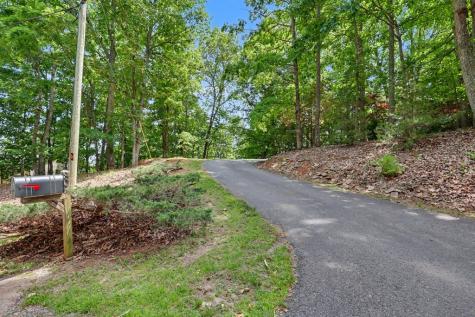 80 Thousand Oaks Road Blairsville GA 30512