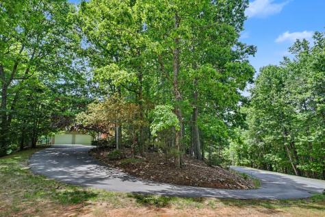 80 Thousand Oaks Road Blairsville GA 30512